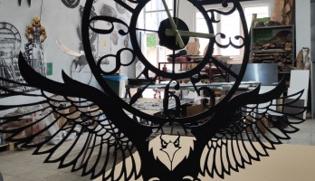 Modern Kartal Metal Duvar Saati