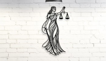 Avukat ve Hukukçular İçin Themis Metal Tablo